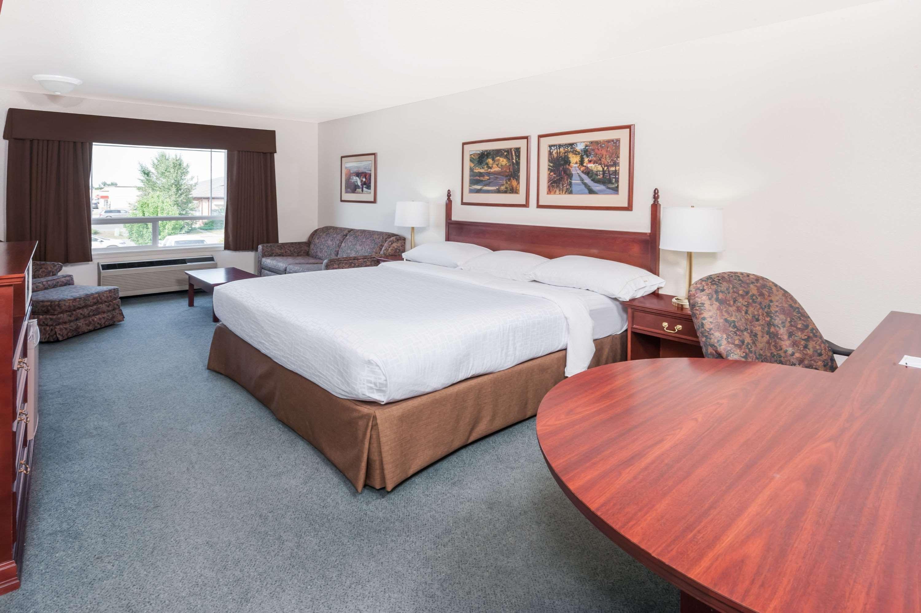 Super 8 By Wyndham High River Ab Buitenkant foto